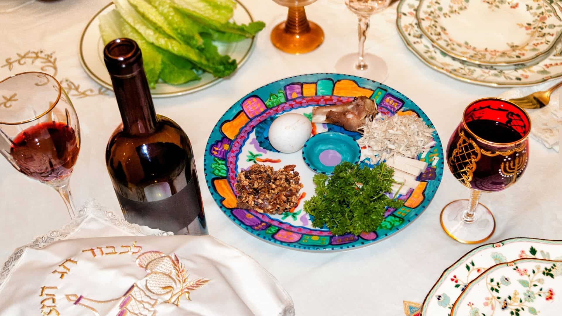 11 Fun Passover Seder Ideas to Enrich Your Pesach Meal B'nai Mitzvah